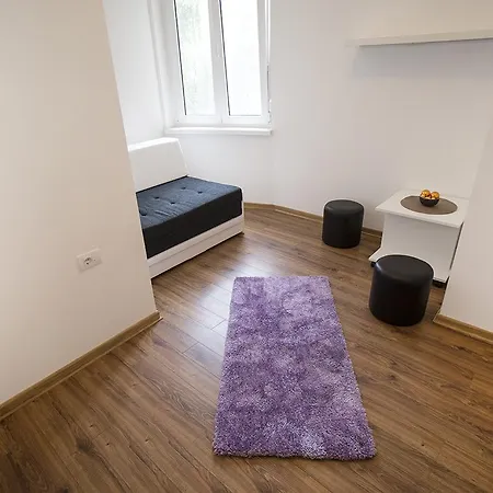 Slavija Apartment *